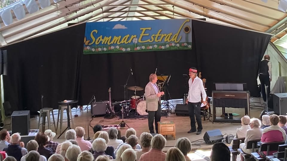 SLOTTSSKOGSTEATERN SLOTTSSKOGSTEATERN